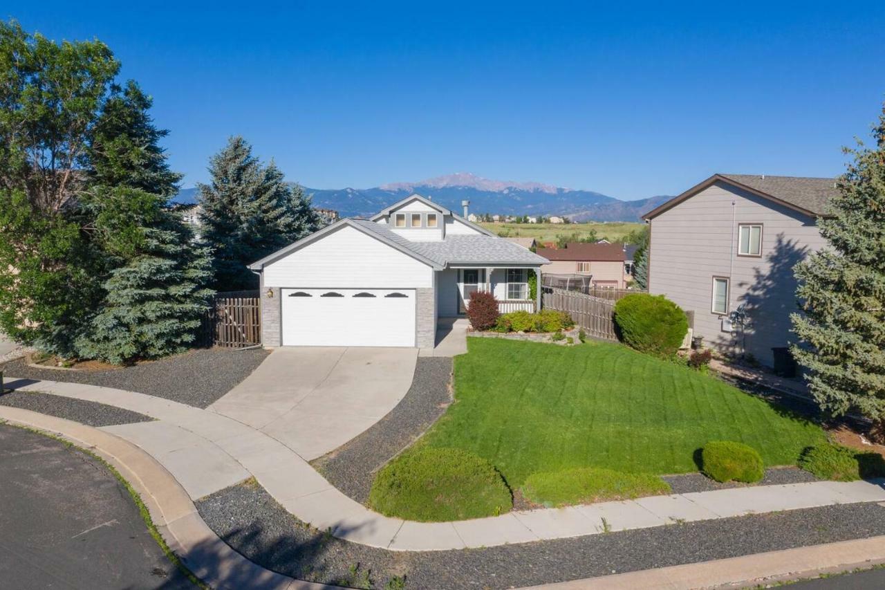 Vila Cozy 4Br House With Peak Views In Colorado Springs Exteriér fotografie